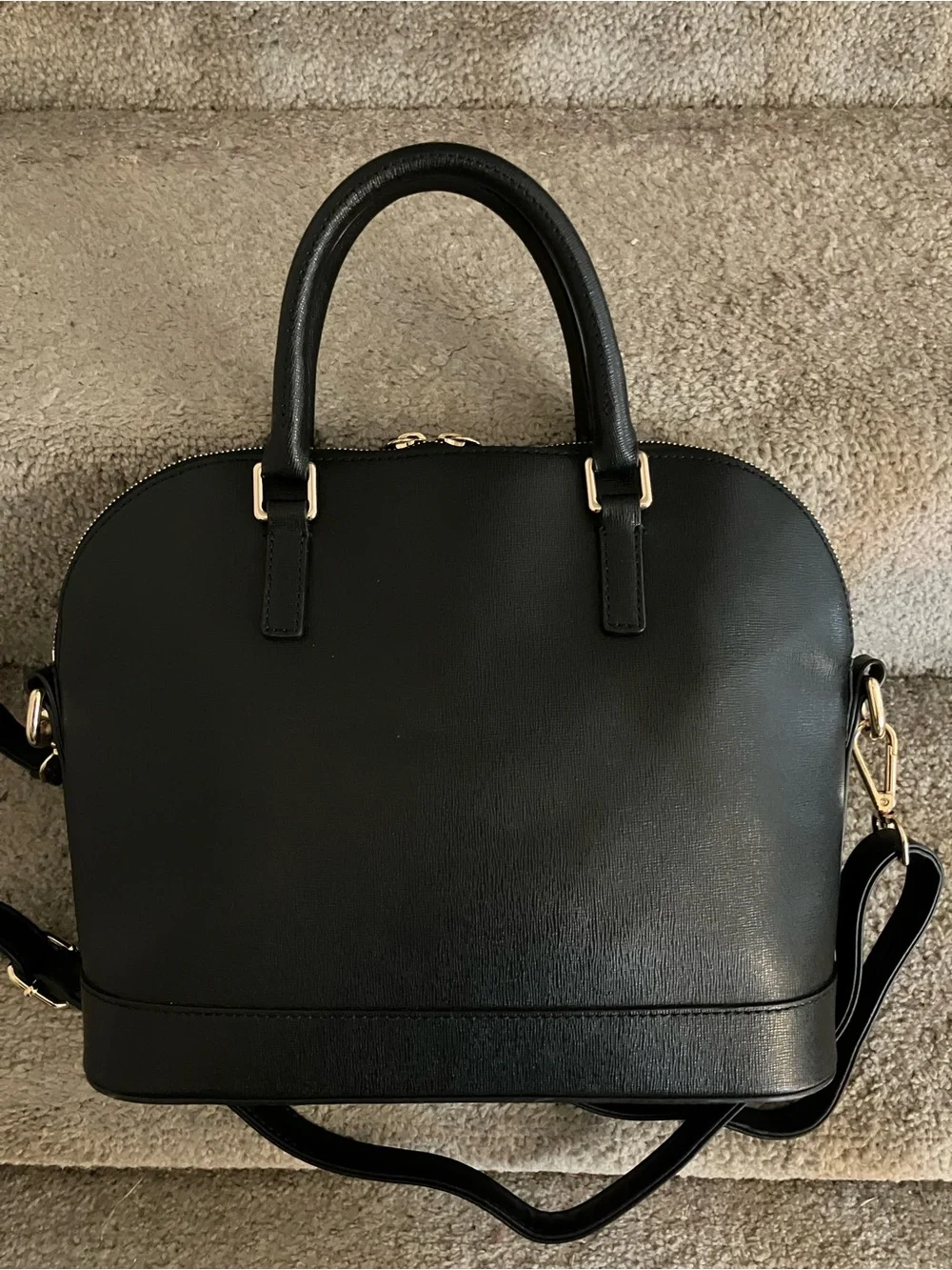 BEAUTIFUL CONDITION!DOONEY & BOURKE SAFFIANO LEATHER DOMED ZIP SATCHEL CROSSBODY